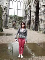 holyrood palace and park 7