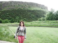 holyrood palace and park 9