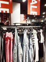 h and m 1